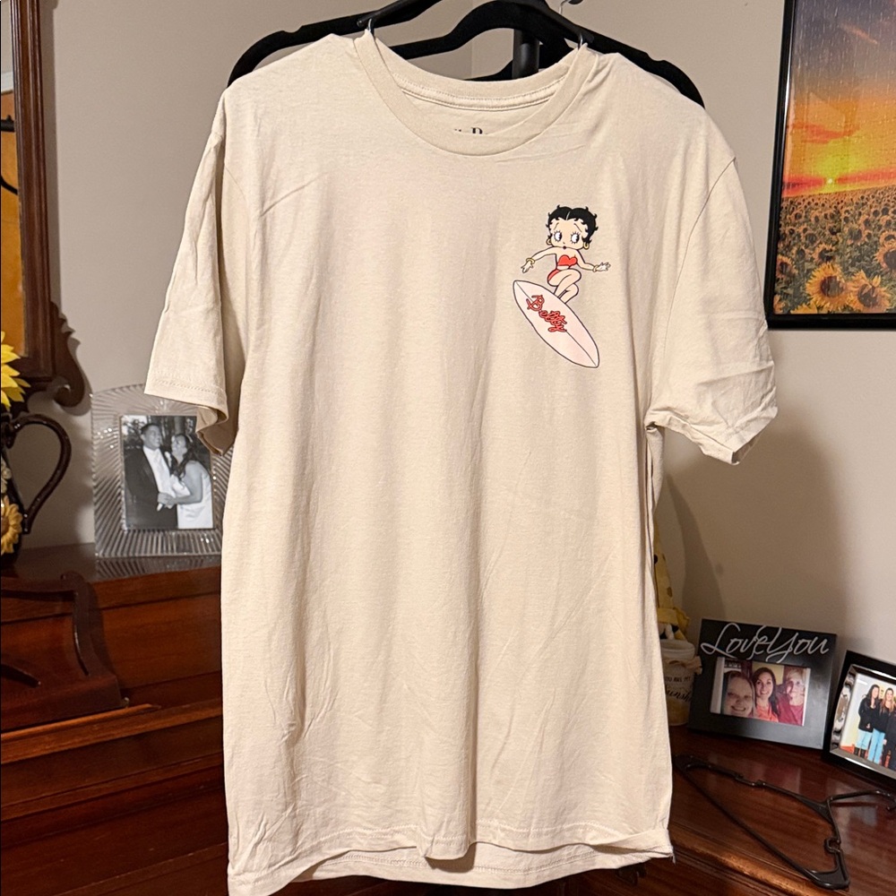 Betty Boop Cream Surfing Graphic Tee